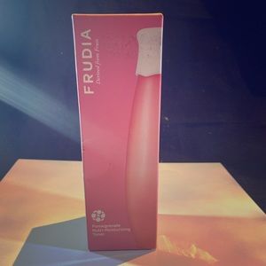 NEW Frudia pomegranate Nutri-moisturizing Toner